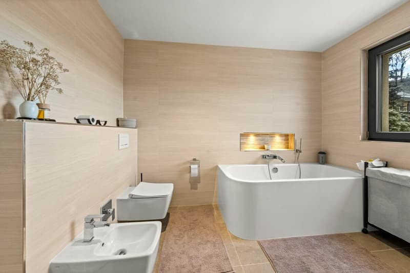 Luxuriöses 7.5 Zimmer Einfamilienhaus mit viel Platz (16)