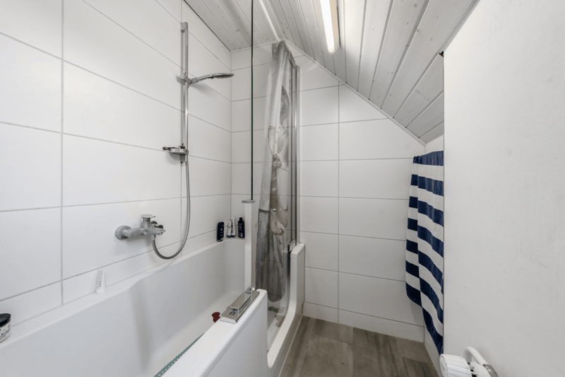 Belle maison avec appartement indépendant et terrain de 4'500 m2 (11)