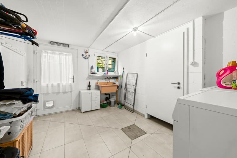 Grosszügige 4.5-Zimmerwohnung auf zwei Etagen mit Terrasse und Garten! (12)