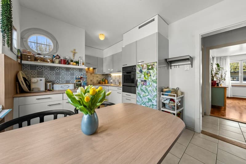 Grosszügige 4.5-Zimmerwohnung auf zwei Etagen mit Terrasse und Garten! (8)