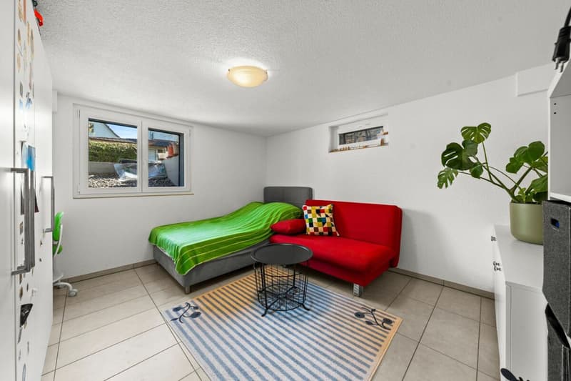 Grosszügige 4.5-Zimmerwohnung auf zwei Etagen mit Terrasse und Garten! (15)