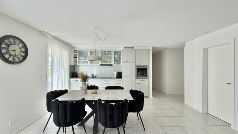 Schöne 3.5 Zimmer Wohnung an guter Lage (5)