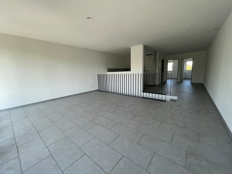 Ampio appartamento maisonnette in posizione centrale (1)