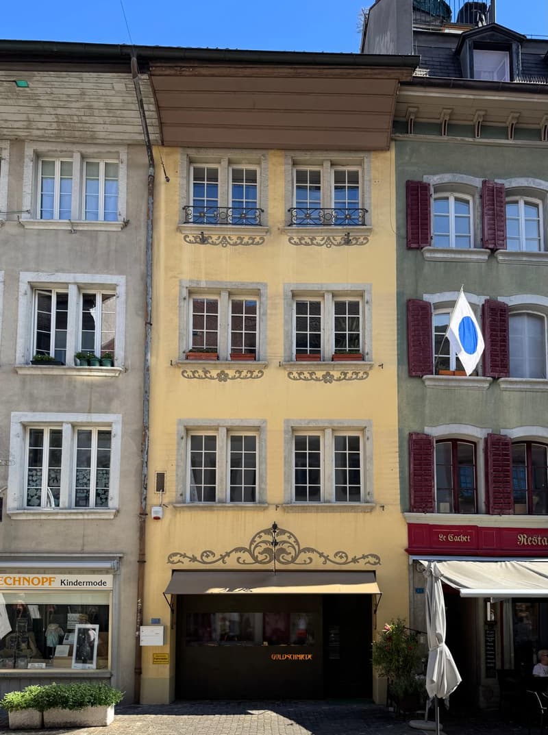 Attractive retail space in the historic old town of Lenzburg (1)