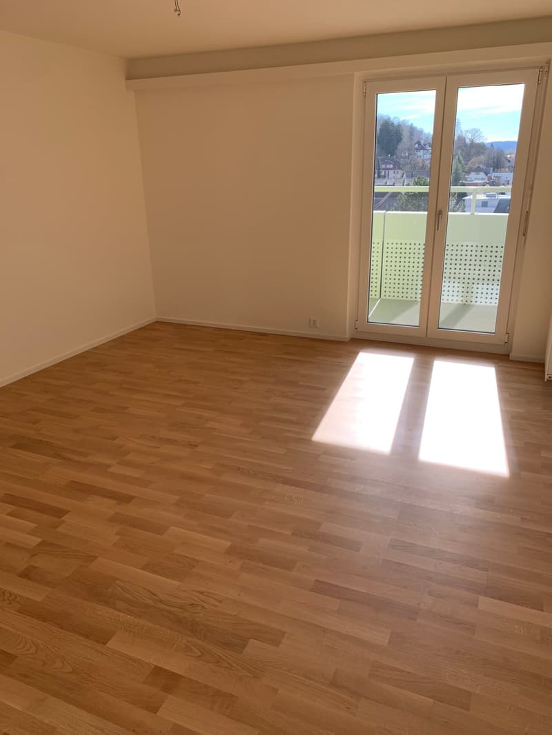 Zimmer mit Balkon