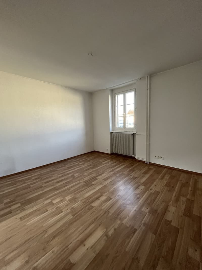 Centrally located apartment! (2)