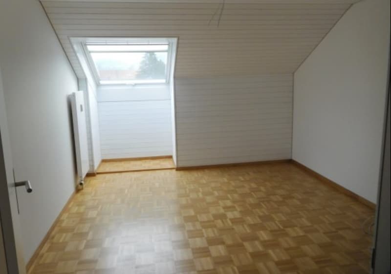 Nachmieter gesucht: Grosszügige 3.5-Zimmerwohnung in Wichtrac (8)
