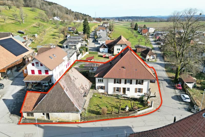MAISON MITOYENNE HISTORIQUE AVEC DEPENDANCE (3)