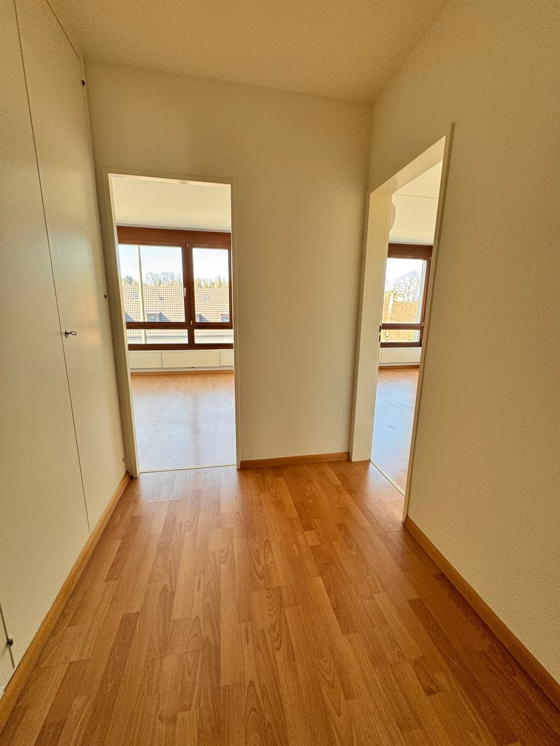 Charmante 3-Zimmer-Wohnung mit Balkon in Bottmingen (3)