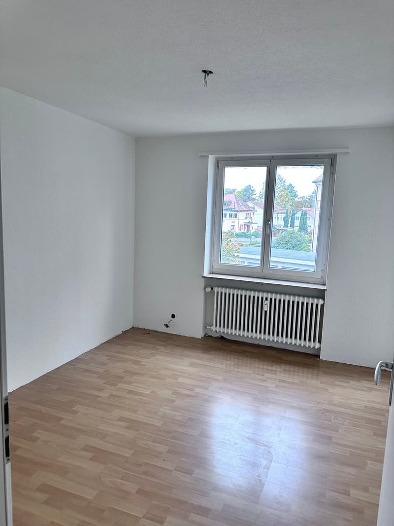 Familienfreundliche 3.5-Zimmerwohnung im ersten Obergeschoss (7)