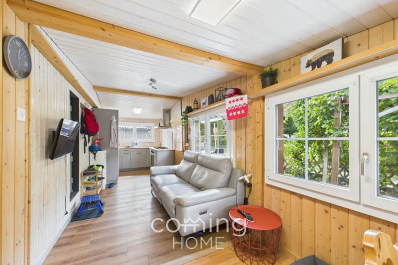 Cozy mobile home in Raron - garden area, modern kitchen, and summer by the pool (2)