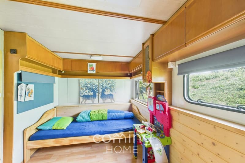 Cozy mobile home in Raron - garden area, modern kitchen, and summer by the pool (9)