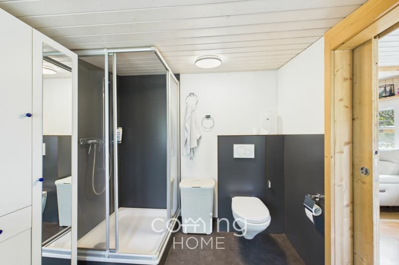 Cozy mobile home in Raron - garden area, modern kitchen, and summer by the pool (8)