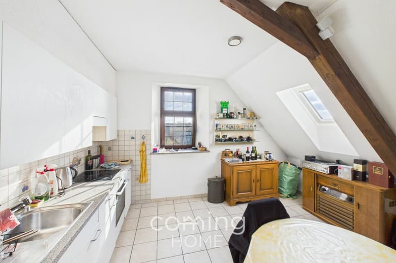 Appartement mansardé à Oensingen : chaleureux, avec un grenier aménageable et situé au calme en centre-ville (4)
