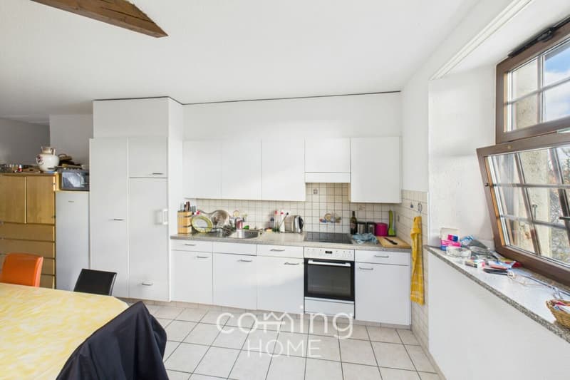 Investment Package in Oensingen - Restaurant, Two 4.5-Bedroom Apartments, and a Central Location (7)