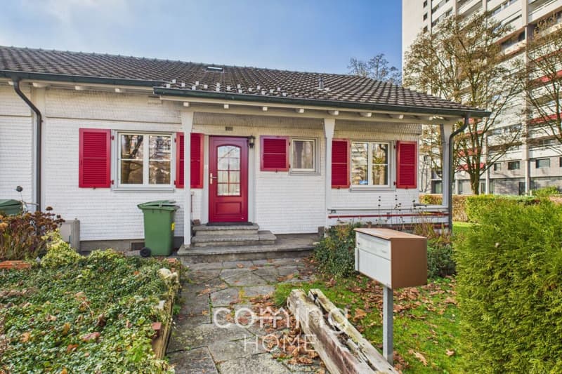 Bern-Bethlehem - Charmantes Reihen-Eckhaus mit Garten, Estrich und solider Bausubstanz (1)