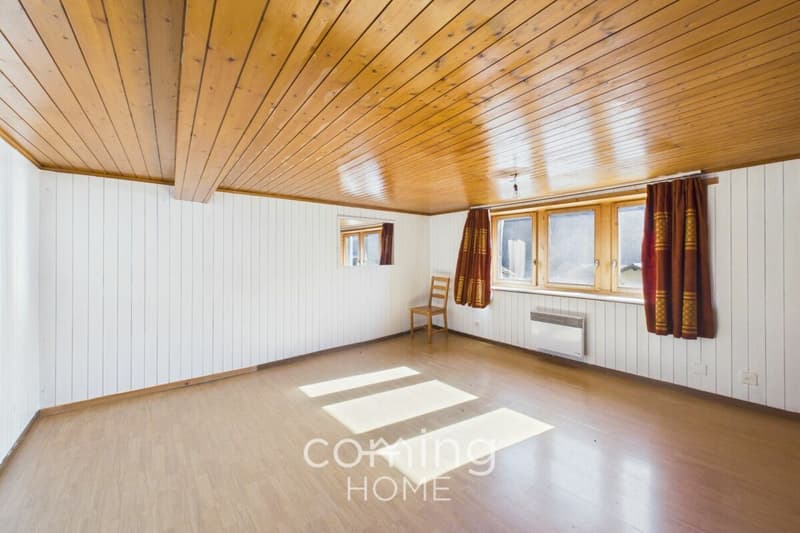 Private garden and potential as a second home - studio in quiet St. German (3)