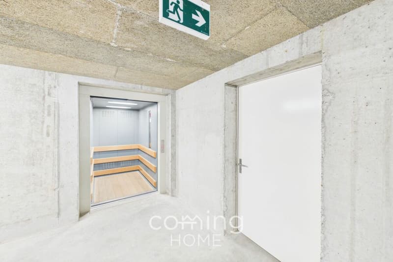 Commercial space in Niederbipp - 455 m² for IT, classic cars, storage, or other commercial use (10)