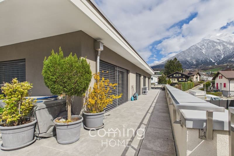 Sunny 4.5-bedroom penthouse with a large panoramic terrace and views of the Alps in Brig-Glis (7)