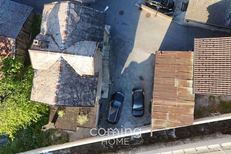 Building lot with existing structures in Niedergampel - ideal for a new construction project (9)