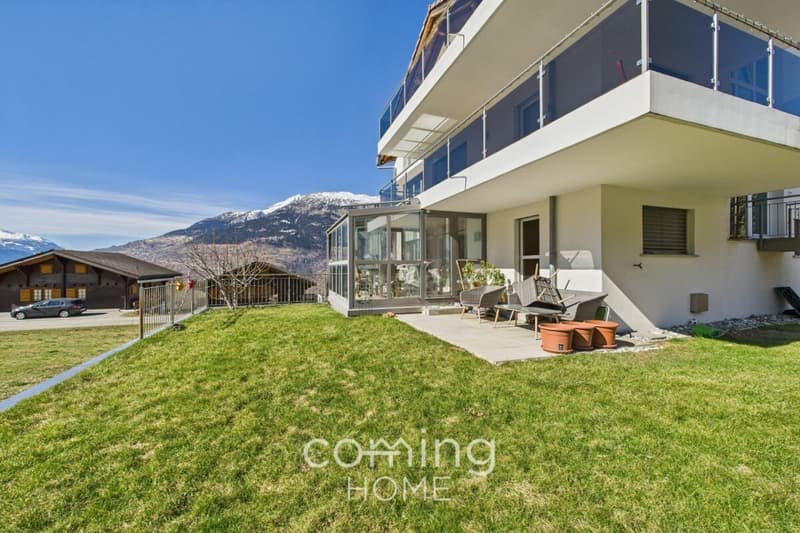 Stylish 5.5-room garden apartment with a sunroom and mountain views in Ried-Brig (2)