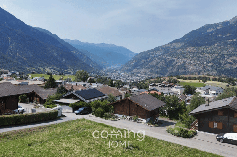 Stylish 5.5-room garden apartment with a sunroom and mountain views in Ried-Brig (6)