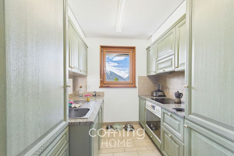Charming 3.5 room apartment in Jeizinen with mountain views (7)