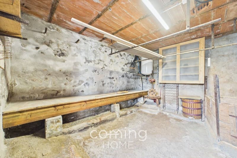 Modernisierte 4-Zimmerwohnung in Eggerberg mit sonnigem Balkon und Bergsicht (11)