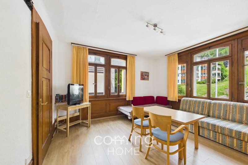 Appartamento di 3,5 locali soleggiato a Leukerbad con vista sulla montagna e balcone (3)