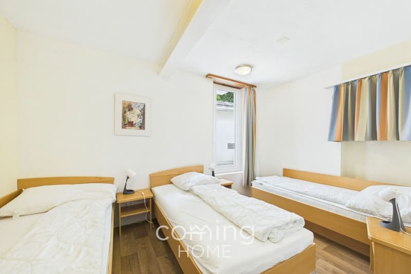 Vivere o vacanze: appartamento di 4 camere a Leukerbad con panorama montano (9)