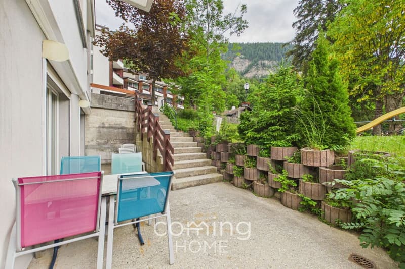 Appartamento di 3,5 locali curato a Leukerbad con terrazza soleggiata e vista sulla montagna (4)