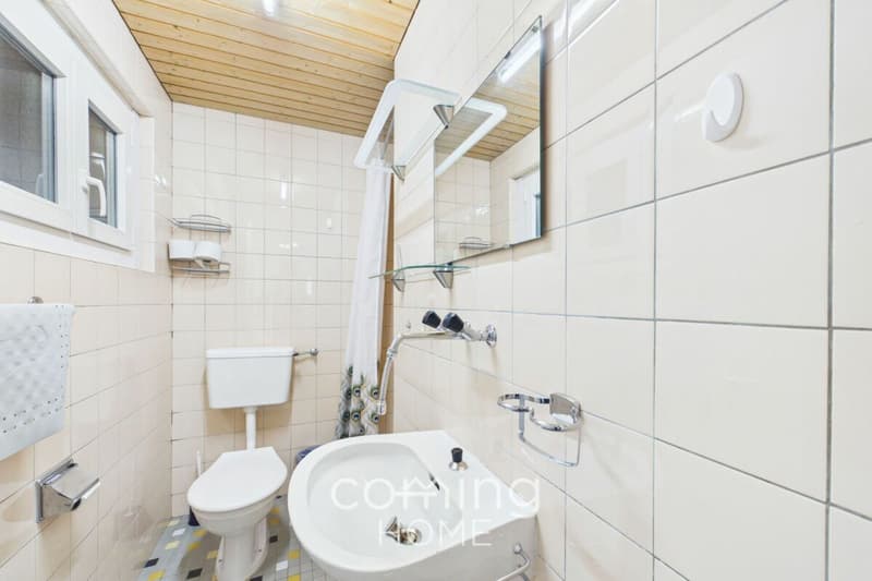 Appartamento di 3,5 locali curato a Leukerbad con terrazza soleggiata e vista sulla montagna (7)