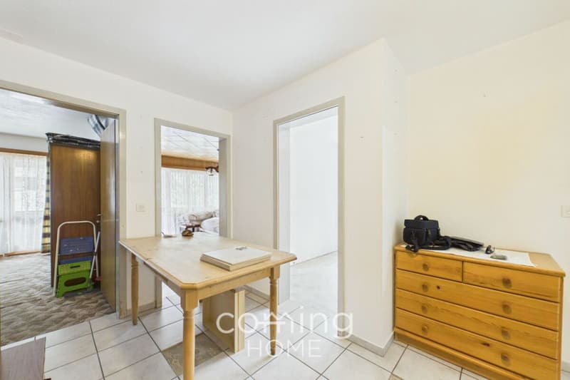Charming 4.5-room apartment in Wiler with panoramic views of the Alps (10)