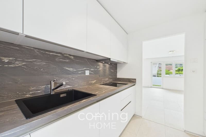 Moderne 3.5 Zimmerwohnung in Visp mit zwei Balkonen und Bergsicht (5)