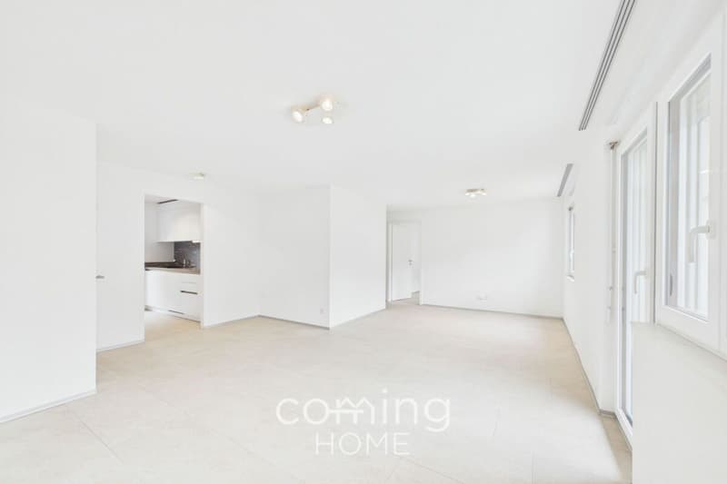 Moderne 3.5 Zimmerwohnung in Visp mit zwei Balkonen und Bergsicht (2)