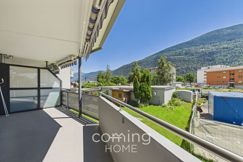 Well-maintained 4.5-room apartment in Steg-Hohtenn with sunny balcony and mountain views (12)