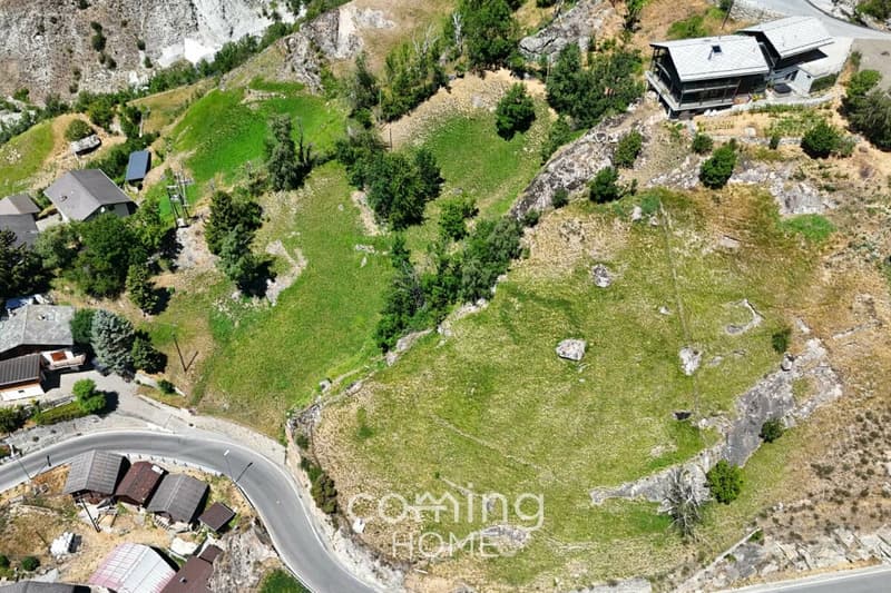 Bauparzelle in Eggerberg - 3'040 m², vollerschlossen, Bergpanorama (2)