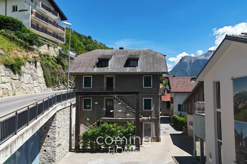 4-Zimmer-Wohnung in Eggerberg - modernisiert 2022-2024, Südhang, Bergsicht (1)