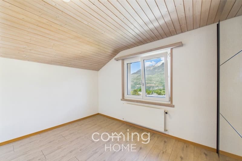 4-Zimmer-Dachwohnung in Ried-Brig - Renoviert, sonnig, mit Bergsicht (8)