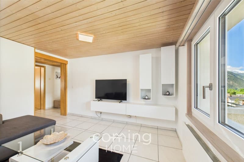 4-Zimmer-Dachwohnung in Ried-Brig - Renoviert, sonnig, mit Bergsicht (1)