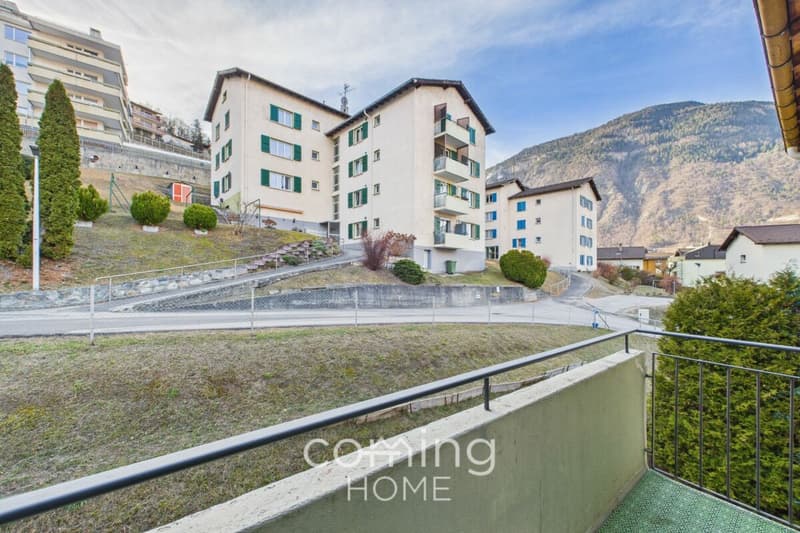 Sonnige 3.5-Zimmerwohnung mit Balkon und Bergsicht in ruhiger Lage (14)