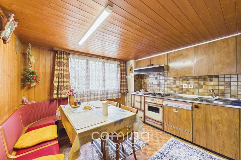 Charmante 4-Zimmerwohnung in Saas-Grund mit sonniger Bergsicht (2)