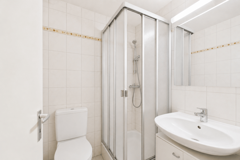 Lichtdurchflutete 2.5 Zimmer Wohnung mit Balkon und Walliser Alpenpanorama in Leukerbad (8)