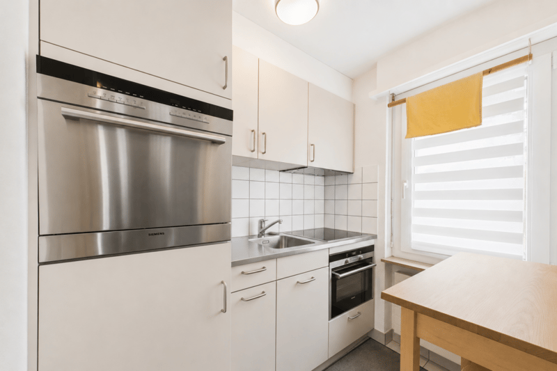 Lichtdurchflutete 2.5 Zimmer Wohnung mit Balkon und Walliser Alpenpanorama in Leukerbad (2)