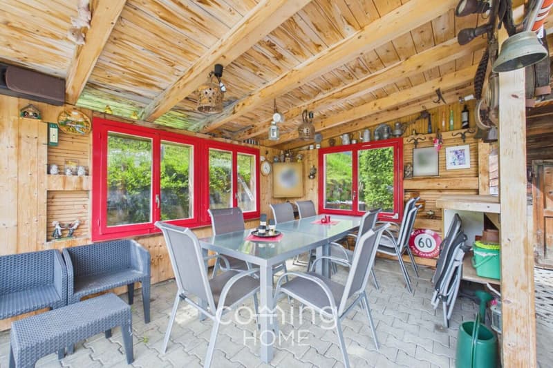 Wohnen und bauen in Ergisch - Chalet mit Bauland und sonniger Aussichtslage (12)