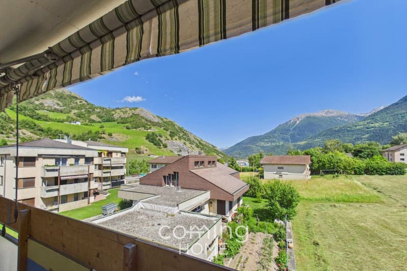 Balkon, Bergpanorama und viel Platz - familienfreundliche 4.5-Zimmer-Wohnung in Susten (13)