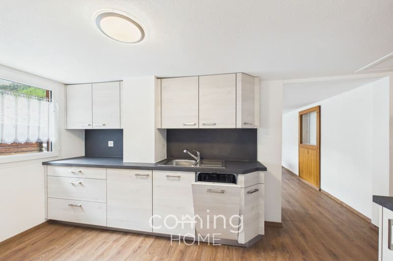Wohnen mit Traumaussicht in Saas-Balen - charmante 4.5-Zimmer-Wohnung mit Bergsicht (3)
