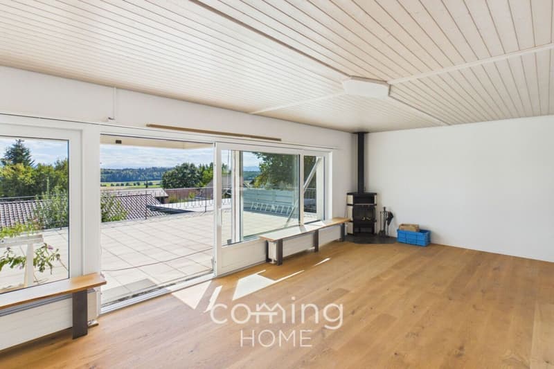 Modernisiertes 7.5-Zimmer-Einfamilienhaus mit Weitblick in Lohn-Ammannsegg (3)