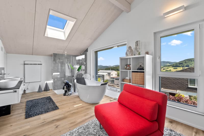 Exklusives Wellnessbad mit Weitblick