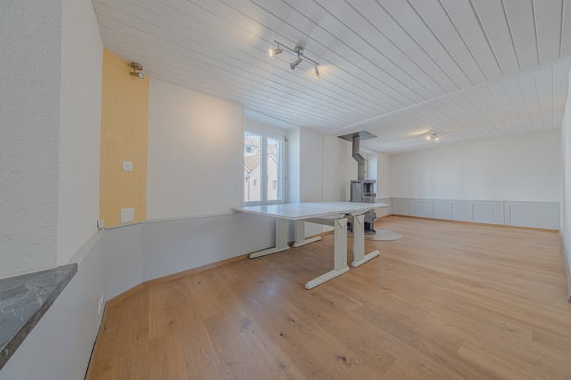 Immeuble d'habitation et de commerce rénové dans un emplacement central idéal à Liestal (7)